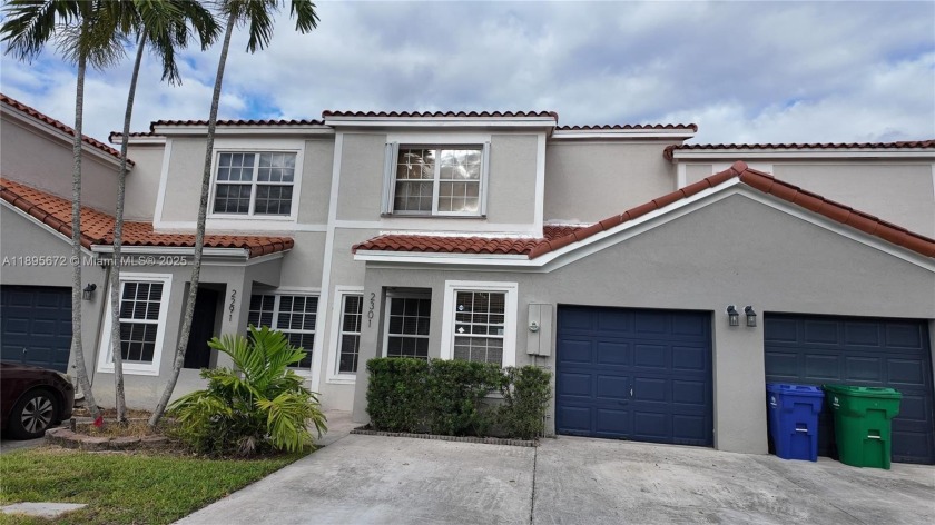 For sale is this beautiful gem in Miramar. Great location for - Beach Townhome/Townhouse for sale in Miramar, Florida on Beachhouse.com