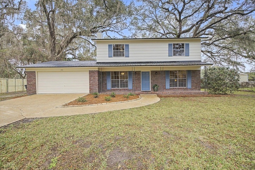 Beautifully updated 4BR/2.5BA home designed for comfortable - Beach Home for sale in Tallahassee, Florida on Beachhouse.com