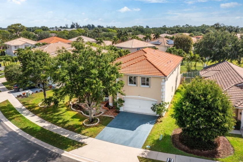 Beautiful single family home in a quiet gated community. This - Beach Home for sale in Lake Worth, Florida on Beachhouse.com