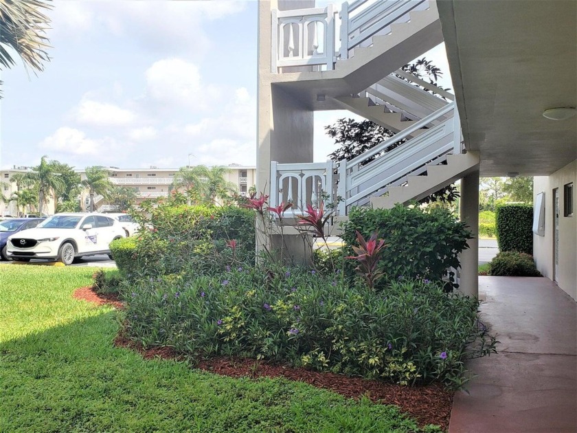 Welcome to the beach.  First floor unit.  Enter this versatile - Beach Condo for sale in Lake Worth, Florida on Beachhouse.com