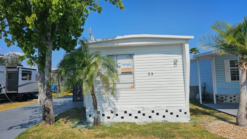 Palm Grove Village is a quaint community that features a modest - Beach Home for sale in Pinellas Park, Florida on Beachhouse.com