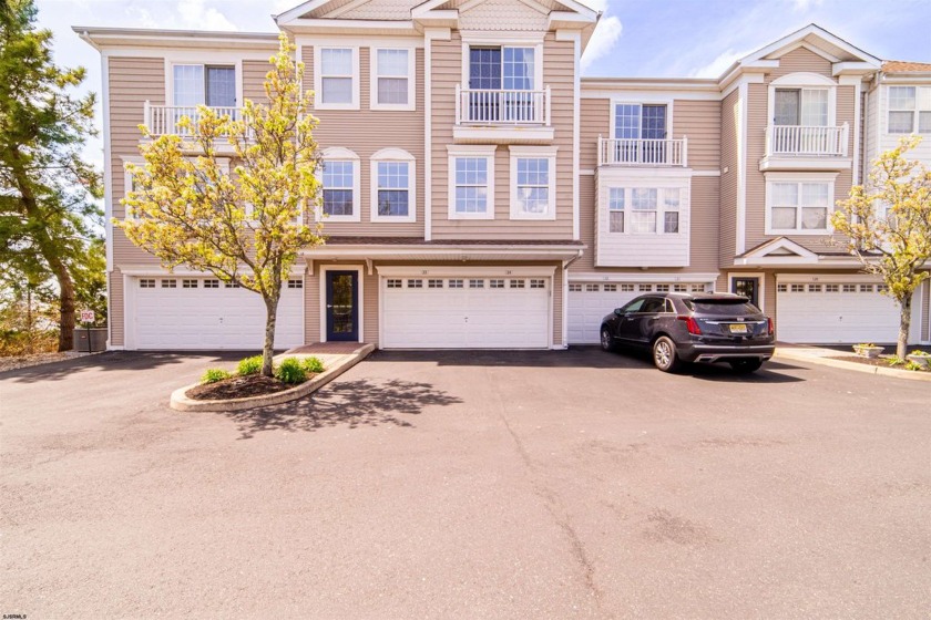 Step in to this BEAUTIFUL 2 bed/ 2 bath condominium unit in the - Beach Condo for sale in Somers Point, New Jersey on Beachhouse.com