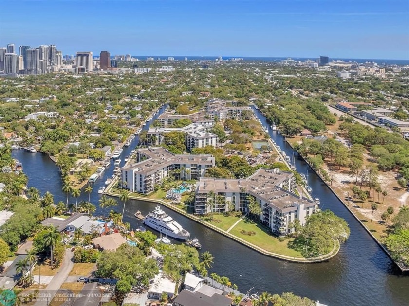 Best-priced unit in River Reach! This updated 1BD/1BA condo is - Beach Condo for sale in Fort Lauderdale, Florida on Beachhouse.com