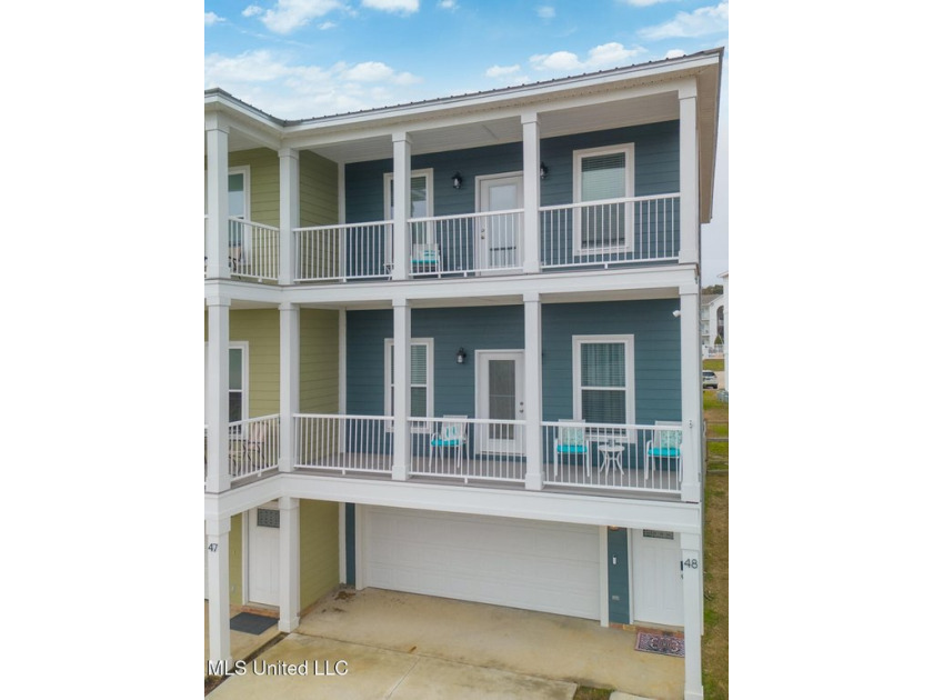 Welcome to your dream beach townhome! This stunning 3-bedroom, 3 - Beach Townhome/Townhouse for sale in Long Beach, Mississippi on Beachhouse.com