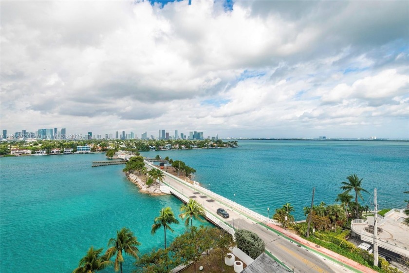 *One of a Kind* Unit endless Panoramic Bay, Downtown Miami City - Beach Condo for sale in Miami Beach, Florida on Beachhouse.com