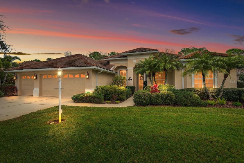 LIVE ON VACATION NOW! *NEW TILE ROOF $59,000 INSTALLED March - Beach Home for sale in Lakewood Ranch, Florida on Beachhouse.com