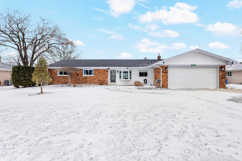 Fantastic canal front open-concept ranch w your own boat dock & - Beach Home for sale in Harrison, Michigan on Beachhouse.com