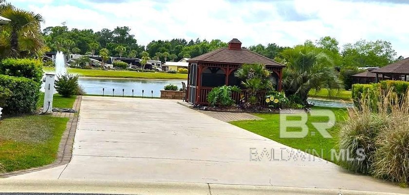 Luxury Class A Exclusive Motor Coach (15 years or newer & 32' or - Beach Lot for sale in Foley, Alabama on Beachhouse.com