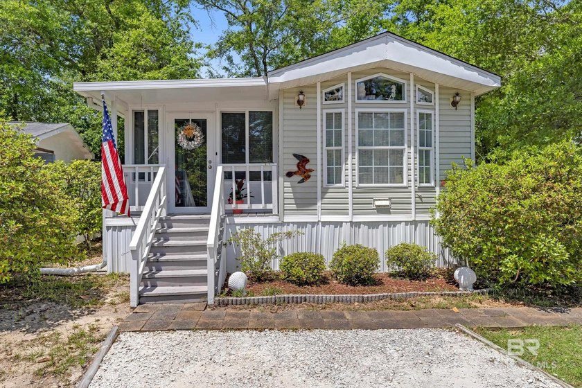 Opportunities like this in Spanish Cove don't come around - Beach Home for sale in Lillian, Alabama on Beachhouse.com