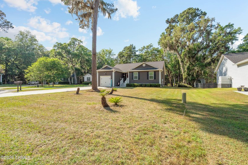 Beautifully maintained home in the desirous neighborhood of - Beach Home for sale in Saint Helena Island, South Carolina on Beachhouse.com