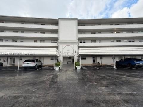 Newly renovated unit is a must see featuring a beautiful view of - Beach Condo for sale in Atlantis, Florida on Beachhouse.com