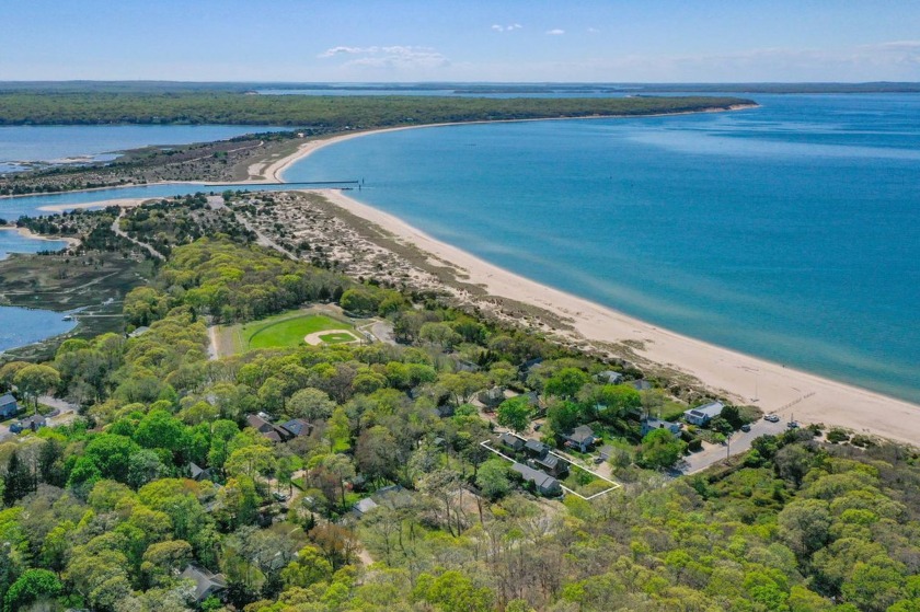 Set on a quiet street just 100 yards from Maidstone Beach, one - Beach Home for sale in East Hampton, New York on Beachhouse.com