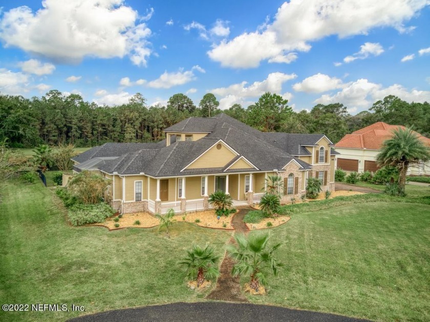 Unicorn alert, you do NOT want to miss this masterpiece! Prepare - Beach Home for sale in Yulee, Florida on Beachhouse.com