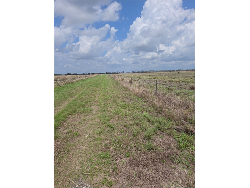 Best priced acreage just west of I-95 and south of SR 60 and - Beach Acreage for sale in Vero Beach, Florida on Beachhouse.com