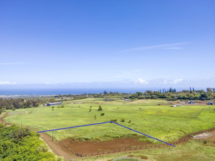 Enjoy the breathtaking panoramic views of the ocean, mountain - Beach Acreage for sale in Makawao, Hawaii on Beachhouse.com