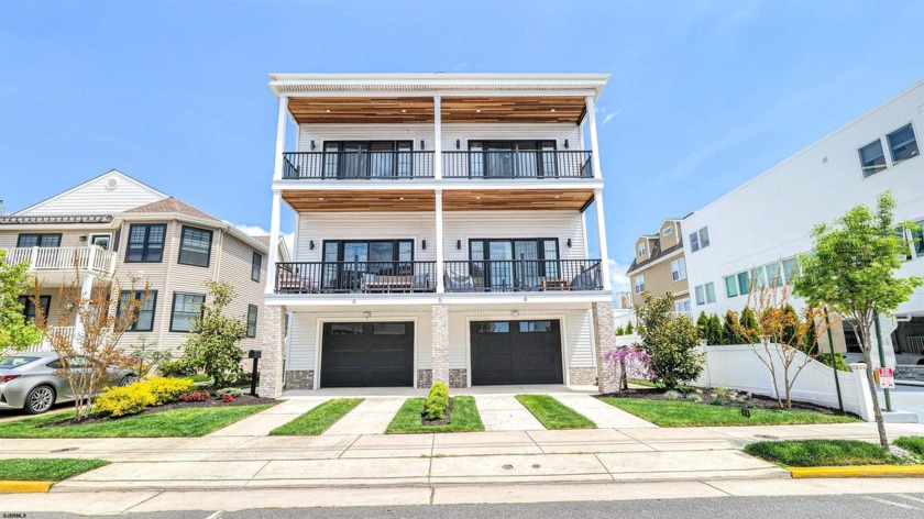 Luxury *like* new construction situated on the first block north - Beach Home for sale in Margate, New Jersey on Beachhouse.com