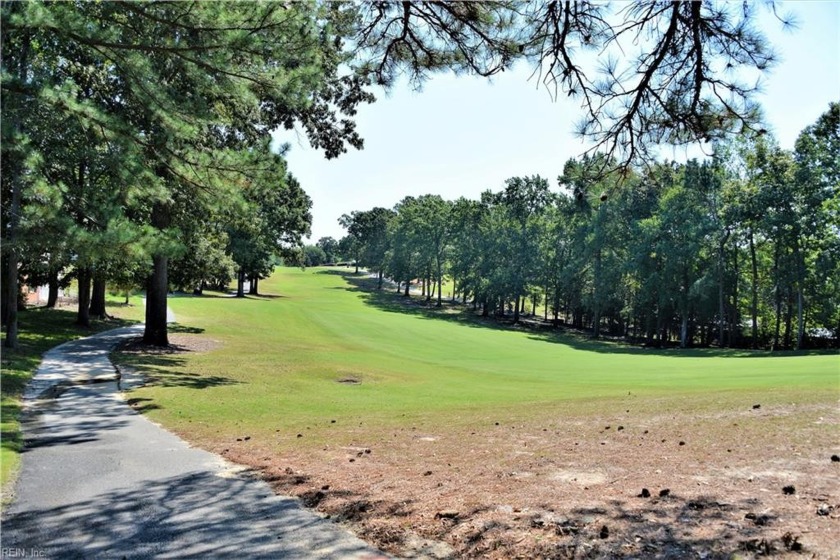 Picturesque golf front lot offers amazing views of the 10th hole - Beach Lot for sale in Williamsburg, Virginia on Beachhouse.com