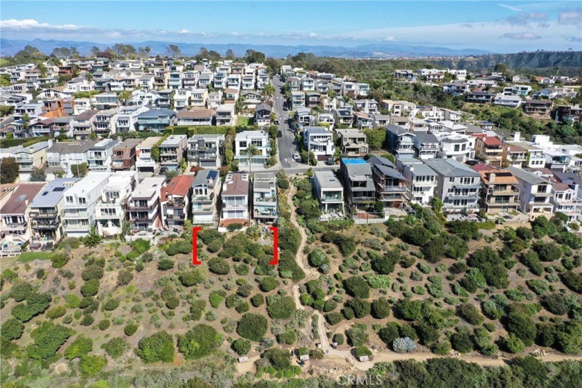 PRICE REDUCED! Investor opportunity! Great buy for land in - Beach Lot for sale in Laguna Beach, California on Beachhouse.com