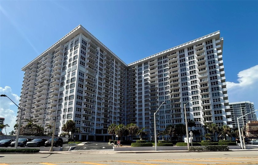 Enjoy the beautiful ocean view 2/2 condo in the heart of Pompano - Beach Condo for sale in Pompano Beach, Florida on Beachhouse.com