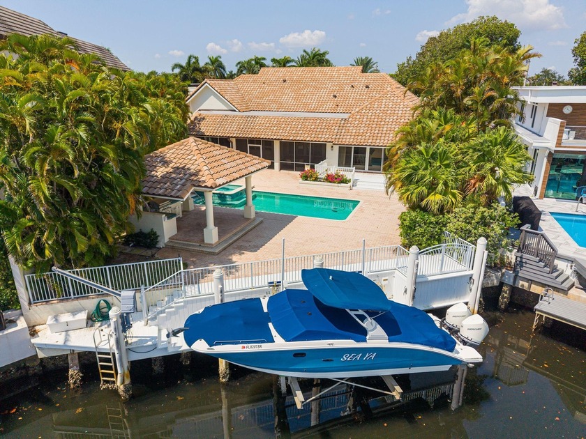 Welcome to The Sanctuary--one of Boca Raton's most coveted and - Beach Home for sale in Boca Raton, Florida on Beachhouse.com