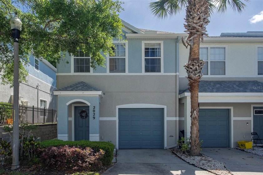 Spectacular End-Unit Townhome - Coastal Living Meets Modern - Beach Townhome/Townhouse for sale in Clearwater, Florida on Beachhouse.com