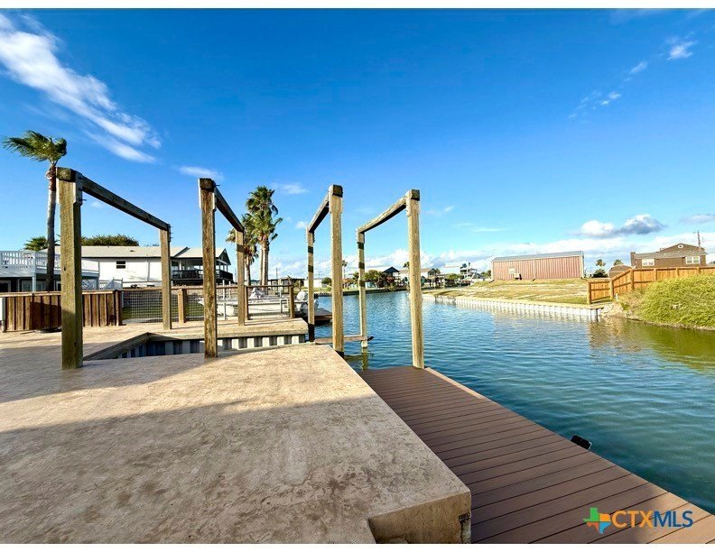 Come take a look at this incredible 0.21-acre waterfront lot - Beach Lot for sale in Rockport, Texas on Beachhouse.com