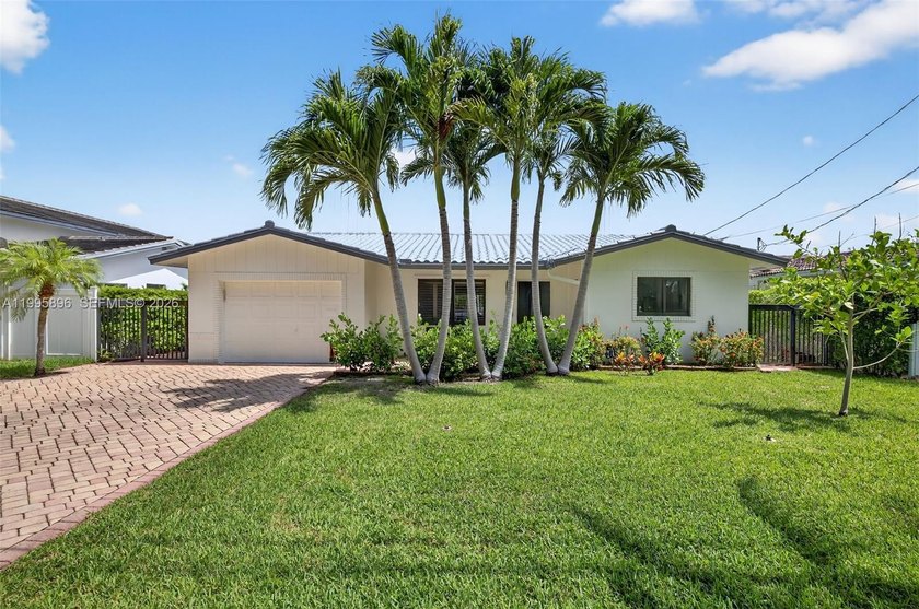 No fixed bridges and just minutes to the Intracoastal! - Beach Home for sale in Pompano Beach, Florida on Beachhouse.com
