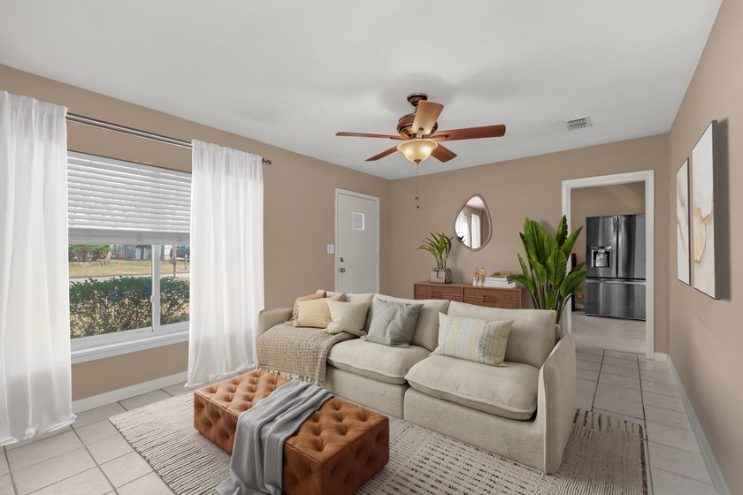 Welcome home to this charming 3 BR/1.5 BA home in the heart of - Beach Home for sale in Fort Walton Beach, Florida on Beachhouse.com