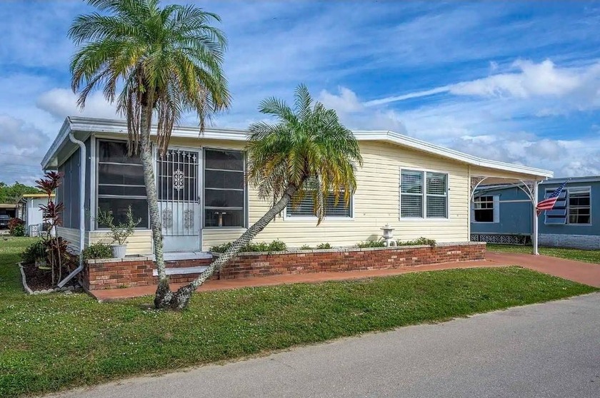 Very Motivated! This is a Great home just ready for you to walk - Beach Home for sale in North Fort Myers, Florida on Beachhouse.com