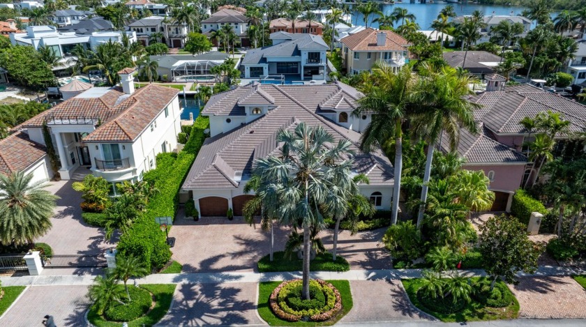 Luxe Boca Raton deepwater estate in the desirable Lake Rogers - Beach Home for sale in Boca Raton, Florida on Beachhouse.com