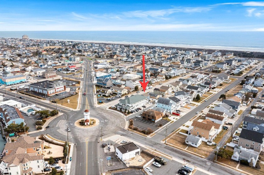 LOCALTION, LOCATION, MONEY!  The Perfect Shore Getaway and - Beach Townhome/Townhouse for sale in Brigantine, New Jersey on Beachhouse.com