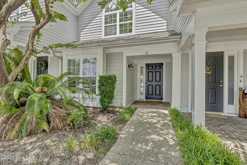 Beautiful townhome located in the charming and sought after - Beach Townhome/Townhouse for sale in Wilmington, North Carolina on Beachhouse.com