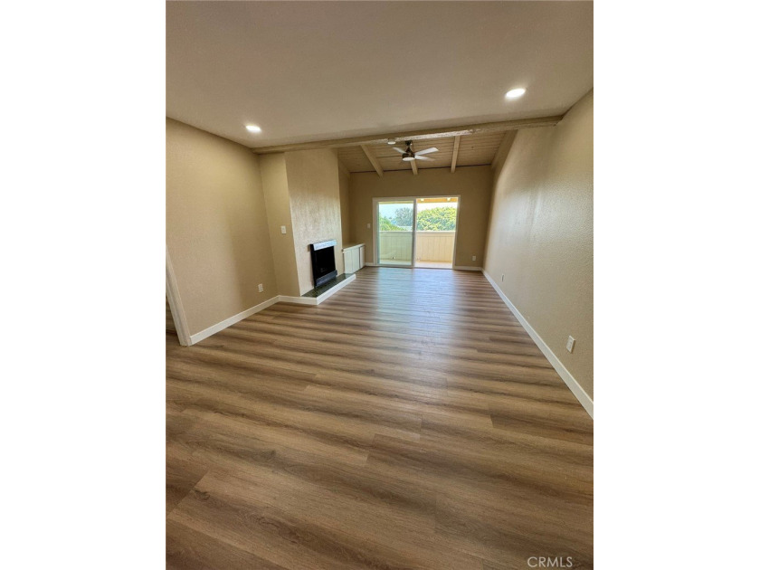 CONDO IN PROCESS OF COMPLETE REHAB. LIGHT OPEN AND AIRY. NEW - Beach Condo for sale in Long Beach, California on Beachhouse.com