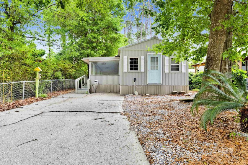 Welcome to your coastal retreat in Spanish Cove in Lillian - Beach Home for sale in Lillian, Alabama on Beachhouse.com