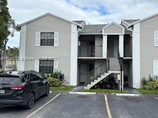 very desirable end unit. Remodeled bathrooms, remodeled kitchen - Beach Townhome/Townhouse for sale in Homestead, Florida on Beachhouse.com