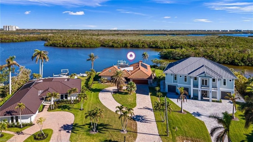 180 degrees of Bay front views on this oversized lot in a prime - Beach Home for sale in Bonita Springs, Florida on Beachhouse.com