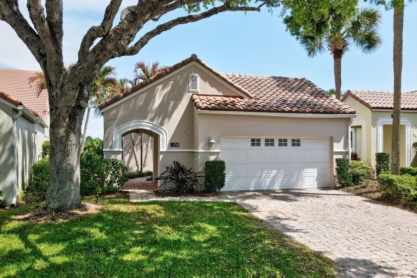 Lake View with all that the Grand Harbor's Audobon Society has - Beach Home for sale in Vero Beach, Florida on Beachhouse.com