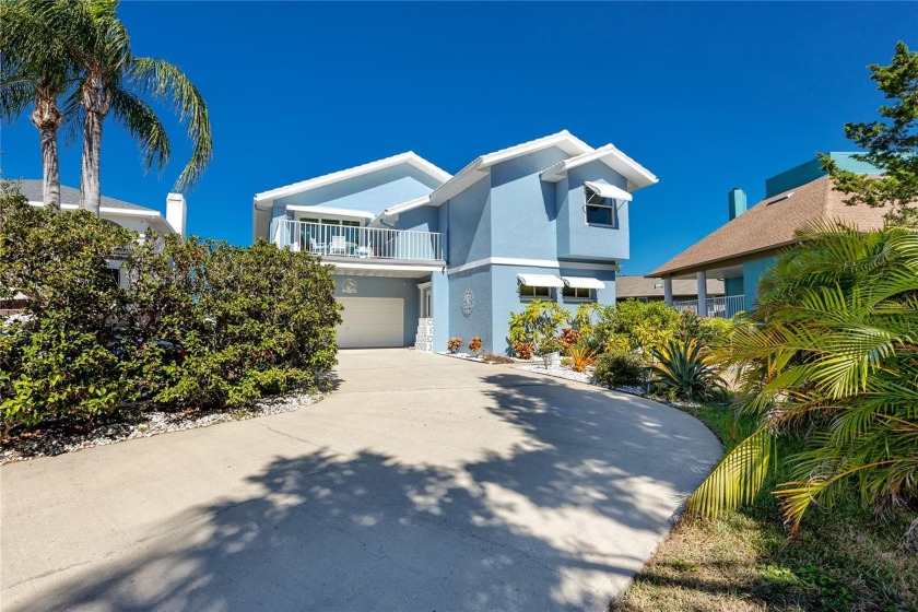 Under contract-accepting backup offers. Welcome to your dream - Beach Home for sale in New Port Richey, Florida on Beachhouse.com