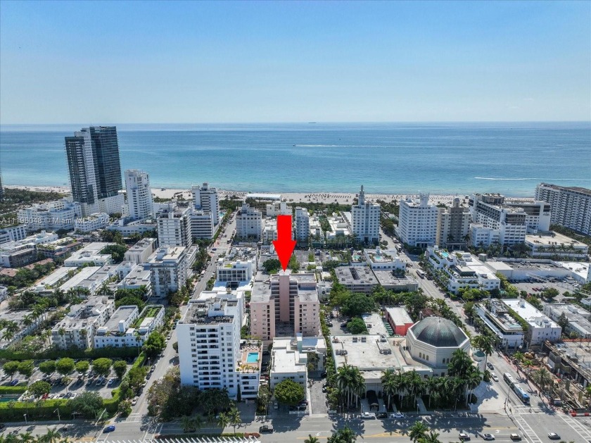 Welcome to Florida living at its best! This 786 sq. ft. corner - Beach Condo for sale in Miami  Beach, Florida on Beachhouse.com