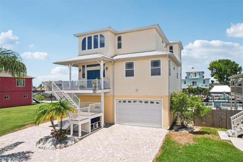 WALK TO HUDSON BEACH...METAL ROOF...ELEVATOR...SUCCESSFUL - Beach Home for sale in Hudson, Florida on Beachhouse.com