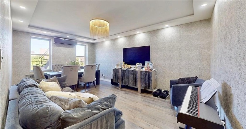 WELCOME TO CONDOMINIUM WITH EXTRA LOW $4332 PROPERTY TAX!!! - Beach Condo for sale in Brooklyn, New York on Beachhouse.com