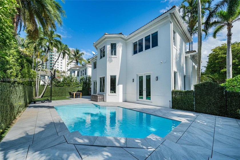 Rare opportunity to own a two-story pool home with a 2-car - Beach Home for sale in Aventura, Florida on Beachhouse.com