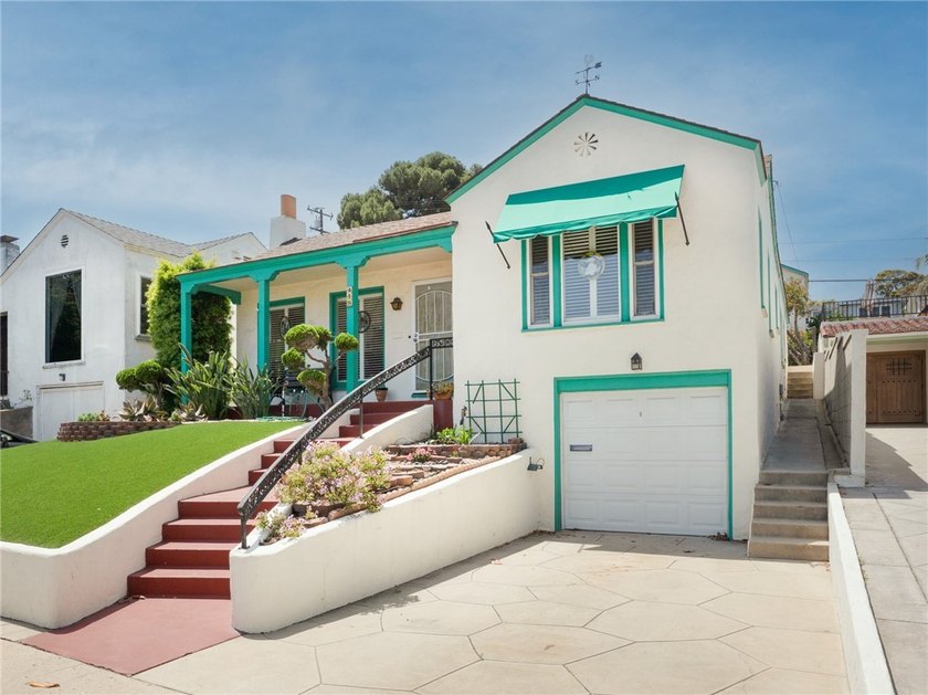 Charming, updated home with a beautiful garden yard in a - Beach Home for sale in El Segundo, California on Beachhouse.com