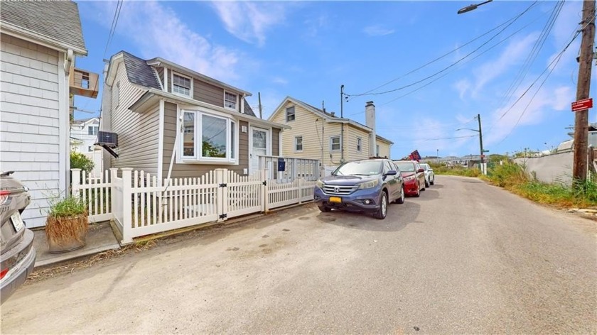 Charming and fully renovated single-family home in Howard Beach - Beach Home for sale in Queens, New York on Beachhouse.com