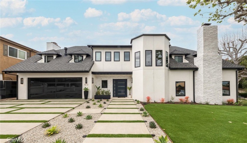 Welcome to this stunning custom home, completely remodeled in - Beach Home for sale in Manhattan Beach, California on Beachhouse.com