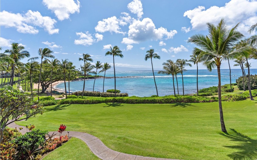 Welcome to Oceanfront Resort Living at its finest.  This - Beach Condo for sale in Lahaina, Hawaii on Beachhouse.com
