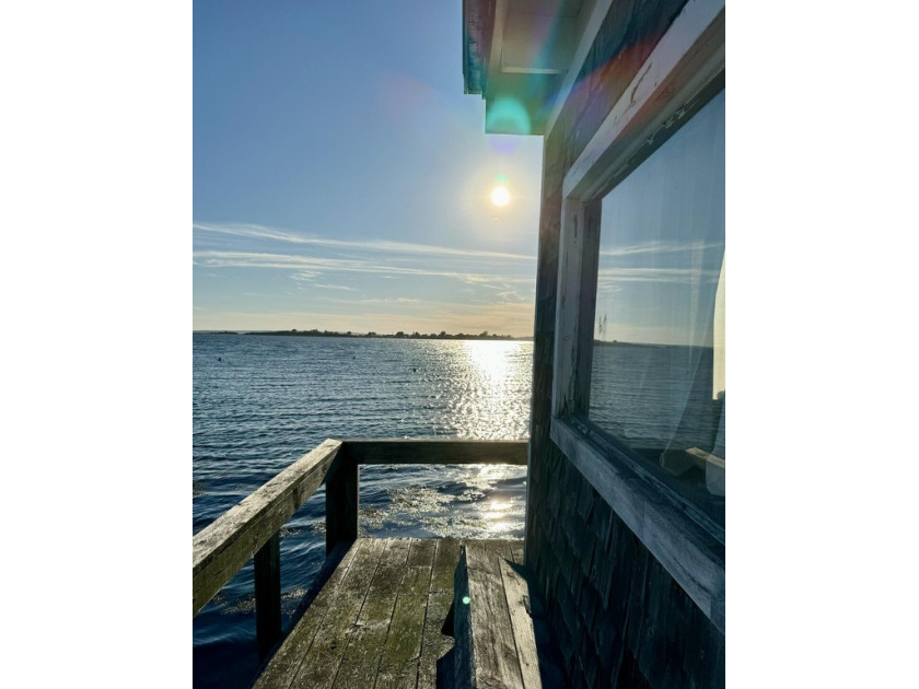 Deep water dock site on Bailey Island. Charming little cottage - Beach Home for sale in Harpswell, Maine on Beachhouse.com