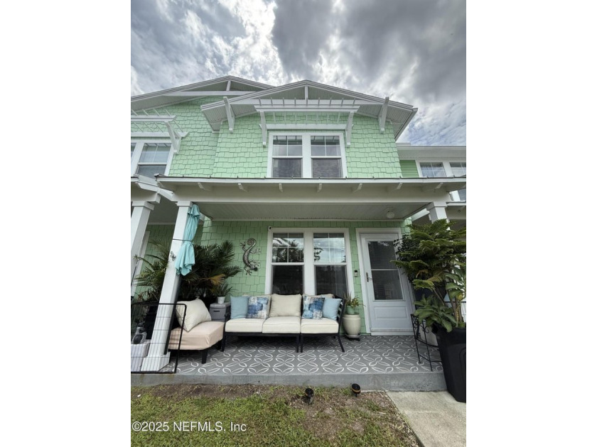 WELCOME HOME! You will fall in love with this BEAUTIFUL townhome - Beach Condo for sale in Atlantic Beach, Florida on Beachhouse.com