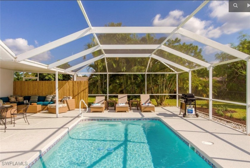 OVERSIZE LOT, The most convenient to live in Cape Coral with - Beach Home for sale in Cape Coral, Florida on Beachhouse.com