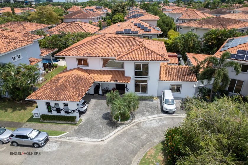 A House With Gym And Pool: Total Luxury In Costa Del Este
Your - Beach Home for sale in Panama City,  on Beachhouse.com